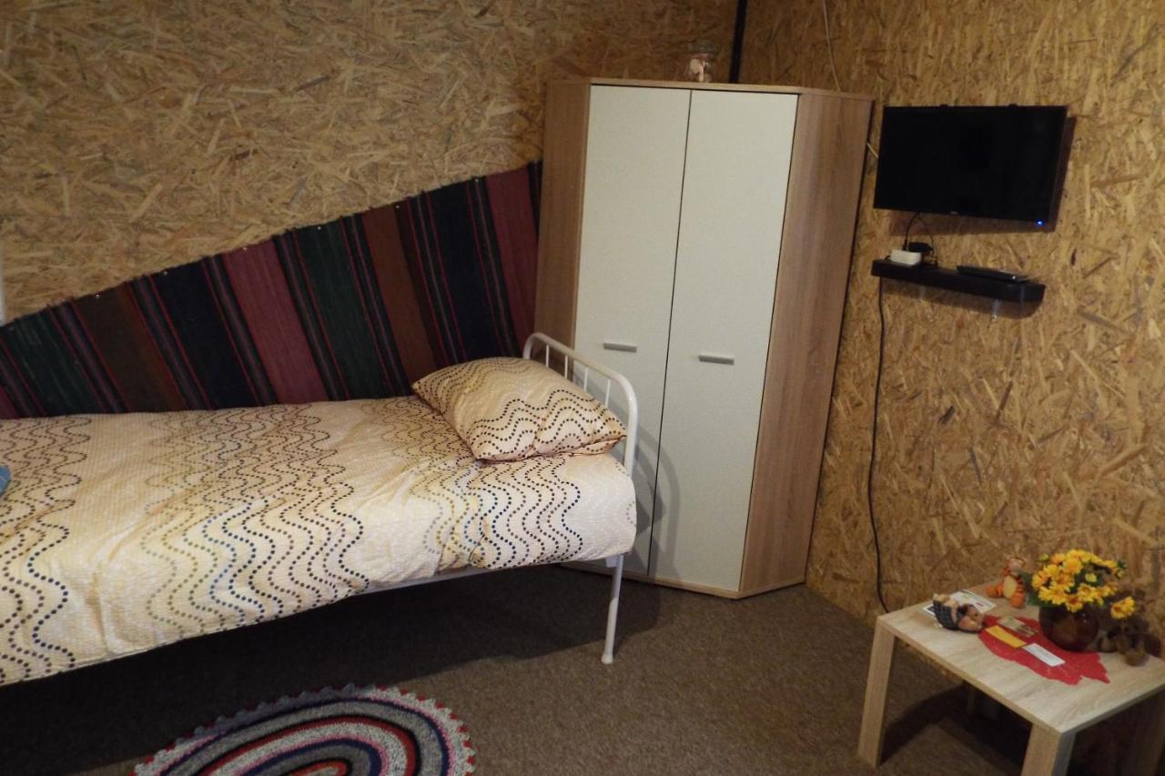 Domki Przy Puszczy Bialowieskiej Dubicze Cerkiewne Exterior foto